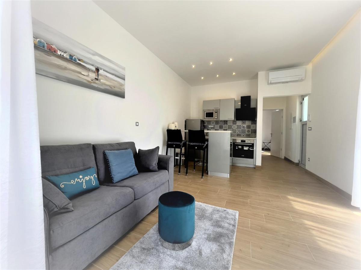 Beach Residences Caroline Хвар Экстерьер фото