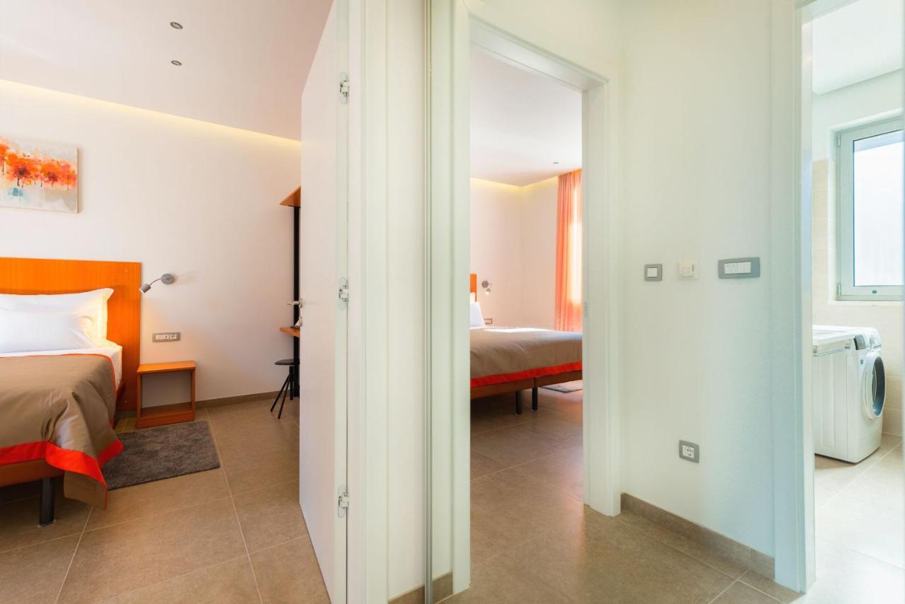 Beach Residences Caroline Хвар Экстерьер фото