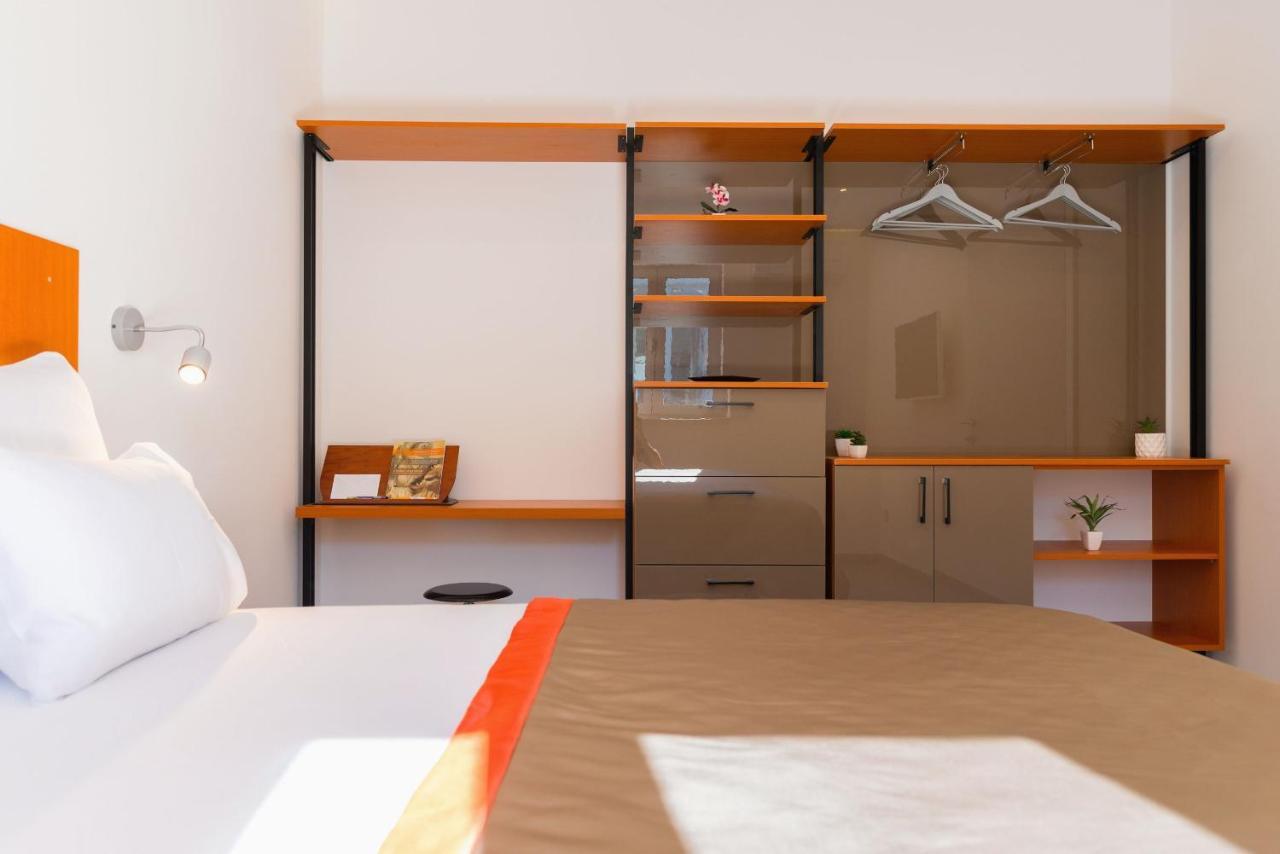 Beach Residences Caroline Хвар Экстерьер фото