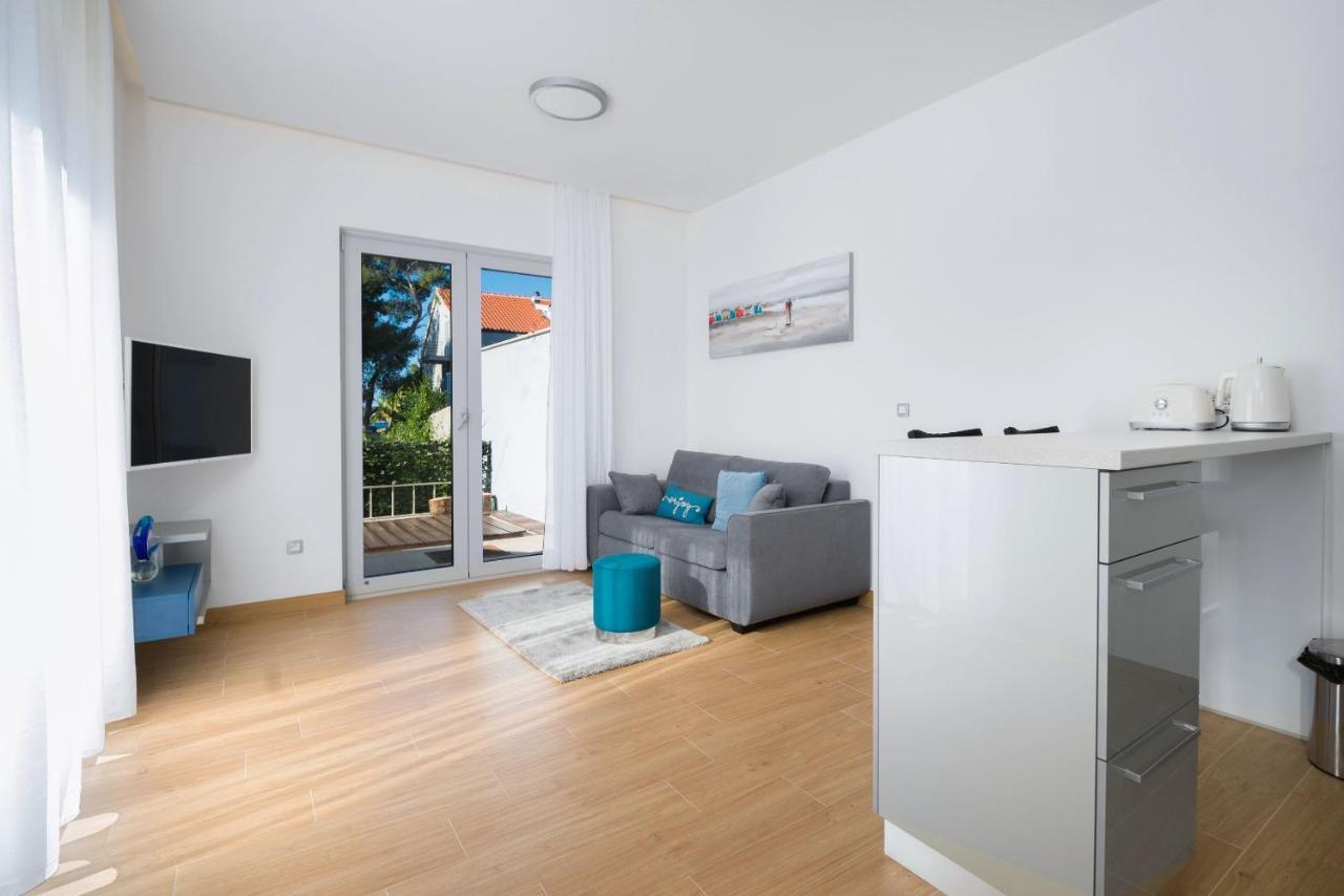Beach Residences Caroline Хвар Экстерьер фото